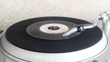 Mercenaries – Ecko Bass (Mummy 1977).