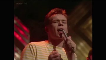 UB40 – I Won’t Close My Eyes  – TOTP  – 1982