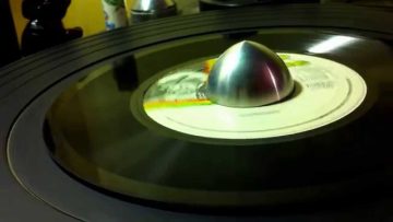 Version (JOHNNY OSBOURNE ~ Yo-Yo, Boxing Riddim, B Side)