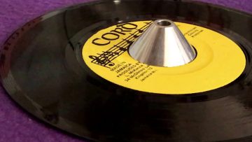 Version (JOHN HOLT ~ Every Day Is Just A Holiday, B Side)