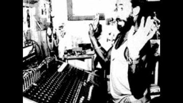 Lee Scratch Perry – Dreadlock Talking