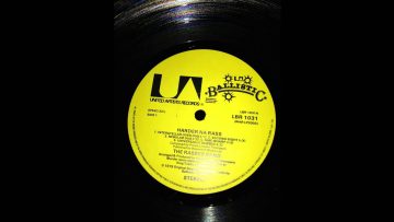 The Rass-es Band – Universally Dubbed