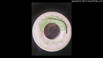 Herman Chin Loy – DUNCE CAP 1971 (Aquarius Blank – Ackee ACK133)