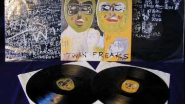 Paul McCartney – Twin Freaks: Temporary Secretary