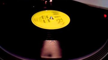 Raw and Ready – Your Brains On Fire {RAW 08}.mpg