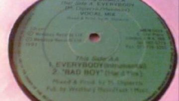 Dance Squad Feat. Camilla – Everybody (Vocal Mix)