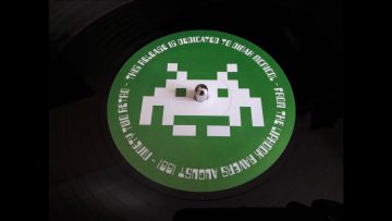 Mystery Man – Love E (Remix)