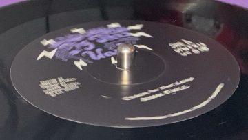 AWA FALL ~ Crack In The Lens