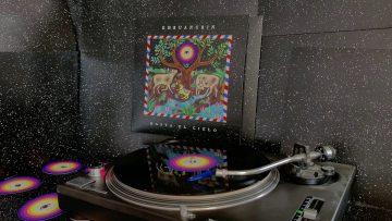 Khruangbin – Mary Always