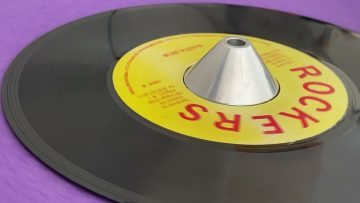 Rasta Dub (SISTA FRICA ~ One In The Spirit, B Side)