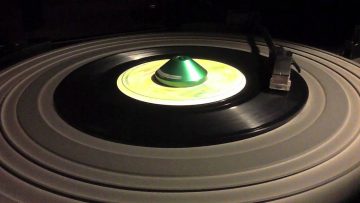The Cultures (Culture) and The Revolutionaries – Stop The Fighting (1978)