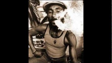 Lee Perry – Bafflin Smoke Signal