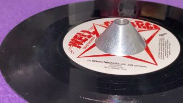 REVOLUTIONNARIES ~ Jah Jah Version (LEROY SMART ~ Jah Jah, Your Love Riddim, B Side)
