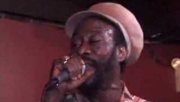 Sammy Dread – African Girl