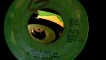 dread out de by joy white