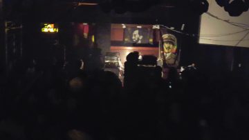 JAH SHAKA PLAYING DRE Z☆UPON THE CLOUDS☆ @ 2FUNKY MUSIC CAFE 20/10/18