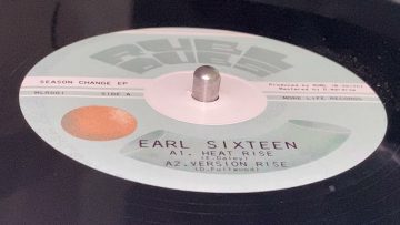 EARL SIXTEEN ~ Heat Rise RUBL ~ Version Rise
