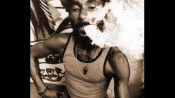Lee Scratch Perry and the Upsetters – Tell Me Something Good