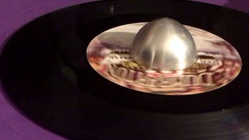 MUNGO HI FI ft DANMAN ~ Love Jah (ft. PONCHITA PELIGROS ~ Dj Queen, B Side)