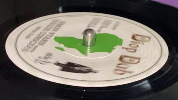 SIMON NYABIN meet DOUGIE CONSCIOUS ~ Whip Dub (KING KONG ~ Whip Them, B Side)