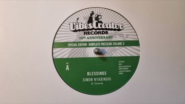 Blessings – Simon Nyabinghi / Blessings Dub (Vibescreator Records) VCR12003 A