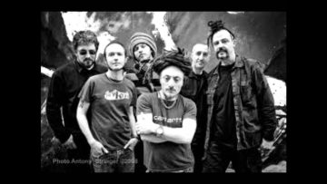 Africa Unite – Molto Importante (CON TESTO)