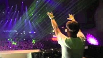 Simon From Deep Divas Vs. Corona – The Rhythm Of The Night remix fede