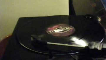 TI.PI.CAL Feat. Josh – it Hurts – Original Vinyl – 1996