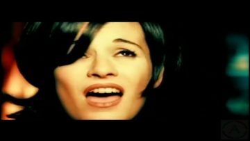 Alexia – Gimme Love (De.La.No. Short Edit) Music Video