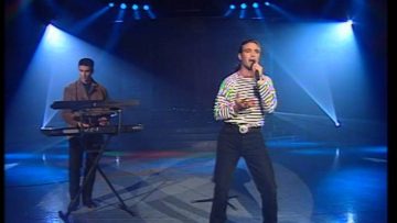 OBK ROBARLE AL TIEMPO