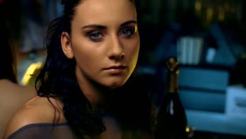 DHT – Listen to Your Heart (Original Techno and Rob Mayth Mash-Up) [ReMastered]