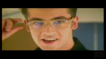 O-Zone – Dragostea Din Tei (Original Romanian Version) Music Video