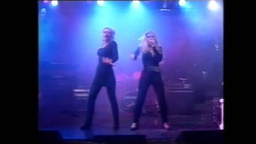 Lili and Susie – Boyfriend , Live Innfør Miss World 1990