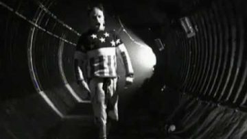 The Prodigy – Firestarter (Official Video)