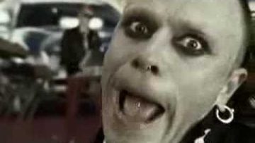 The Prodigy – Babys Got A Temper (Official Video)