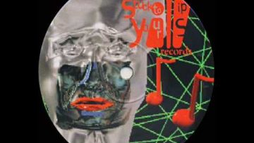 Stuck To Your Lips – Mecca Don (Have No Fear)