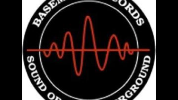 Two Dark Troopers – I Wanna Be Your Lover