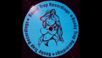 Under Rhythm – Junglist