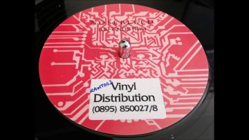 Pascal and Sponge – Nosebleed (Left Nostril)