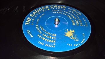 The Saucer Crew – Landing Pattern (Falling Leaf Mix)