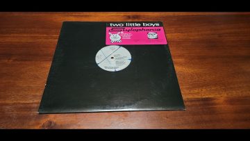 Two Little Boys – Stylophonia (Garage Mood Mix)